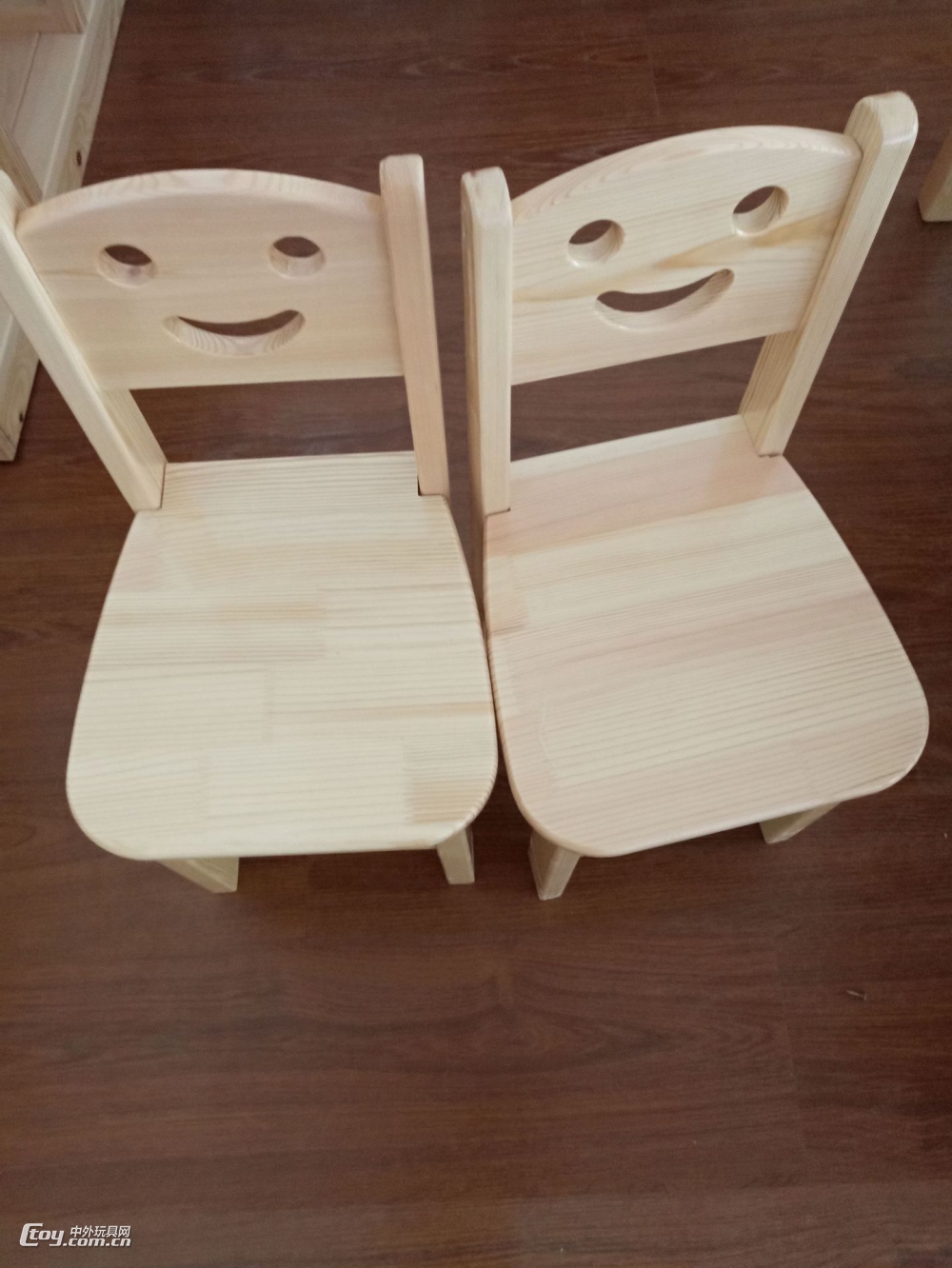 南宁供应幼儿园木质组合桌椅配套幼教家具