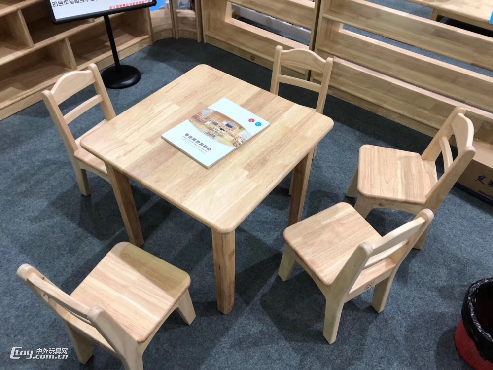 南宁可定制儿童家具幼儿园实木课桌椅 六人木制长方形学习桌