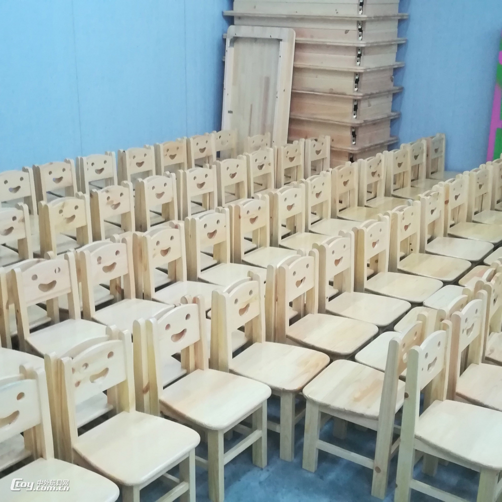 广西南宁幼儿园实木课桌椅儿童桌椅厂家 (42)
