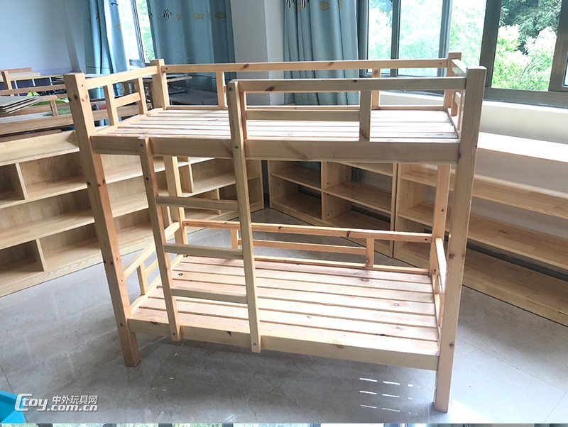广西南宁幼儿园木质床实木家具儿童床厂家生产 (75)