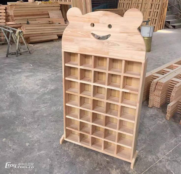 南宁大风车厂定制儿童实木口杯架 区角组合柜子幼儿家具