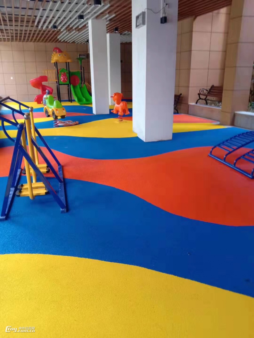 大风车玩具 柳州可定做室外橡胶地垫 公园跑道橡胶地垫