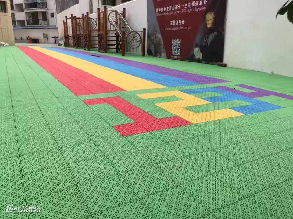 广西南宁悬浮地板厂家 幼儿园防滑地胶批发