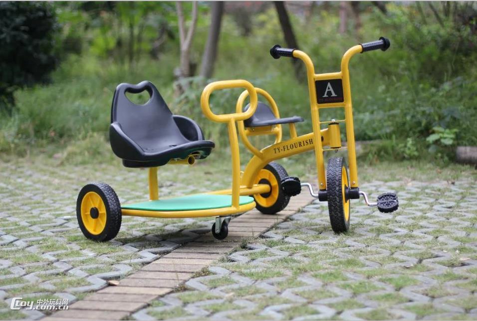 广西厂家幼儿1-3岁三轮车儿童脚踏车 双人户外健身多功能车