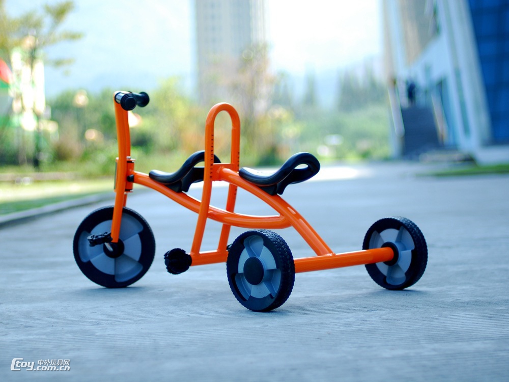 广西玉林直销儿童1-3岁平衡三轮车 幼儿室内外玩具车