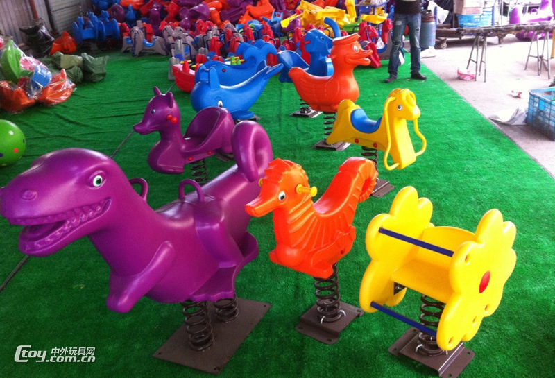 防城港批发生产幼儿园游戏弹簧摇摇乐 儿童健身摇乐设备