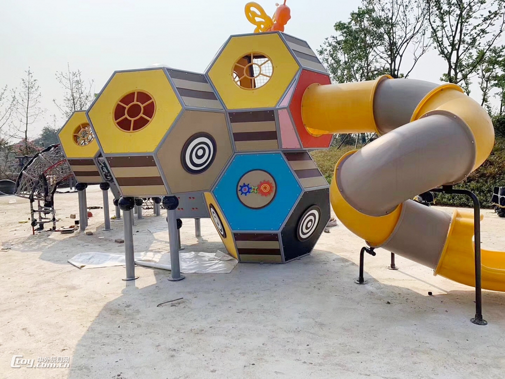 南宁大风车生产儿童游乐玩具室外不锈钢组合滑滑梯
