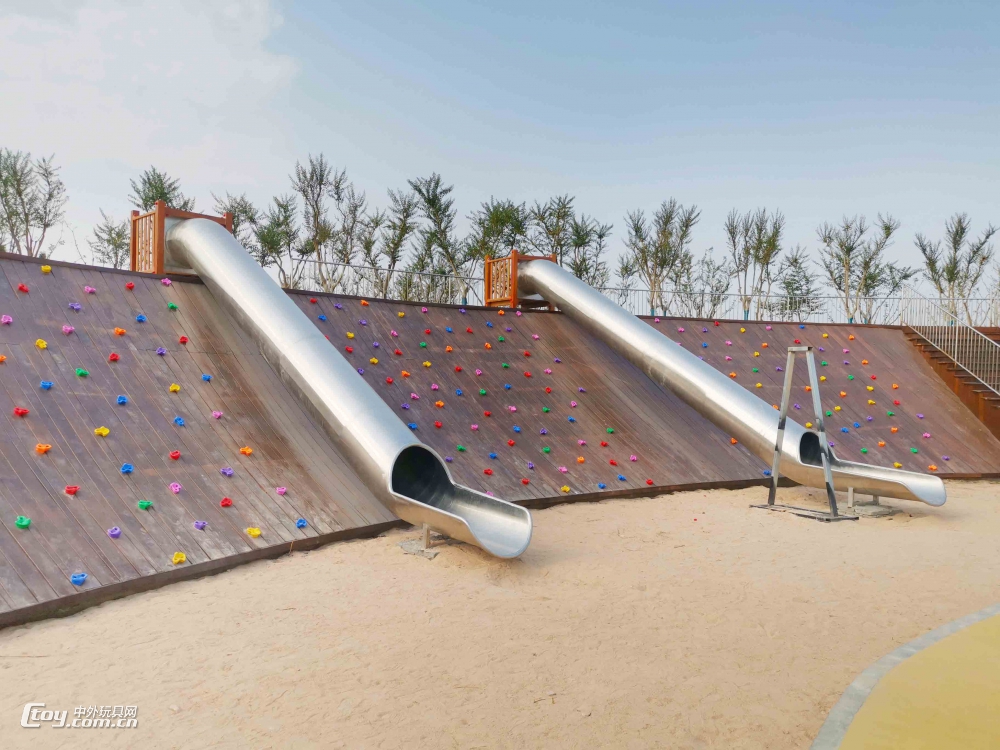 桂林儿童乐园大型室外组合系列不锈钢滑梯 大风车游乐玩具生产