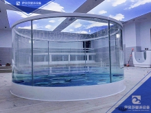 全透明玻璃婴儿游泳设备