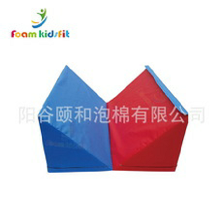 幼儿园家庭用软包对折三角垫 大尺寸折叠长方体厂家定做环保材质