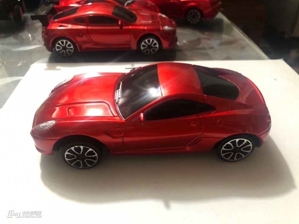 新款红色惯性车(车壳喷透明漆)多款车型批发
