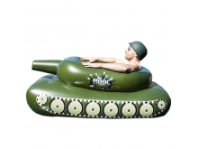 新款充气喷水坦克游泳圈水上喷射装甲车戏水玩具成人浮排定制