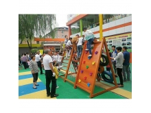户外儿童拓展设施体能训练攀岩墙 行走组合儿童乐园游乐设备