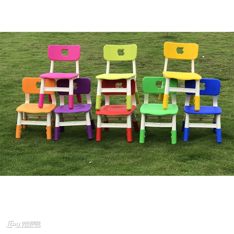 直销儿童家具 幼儿园工程塑料桌椅 幼儿家具厂批发