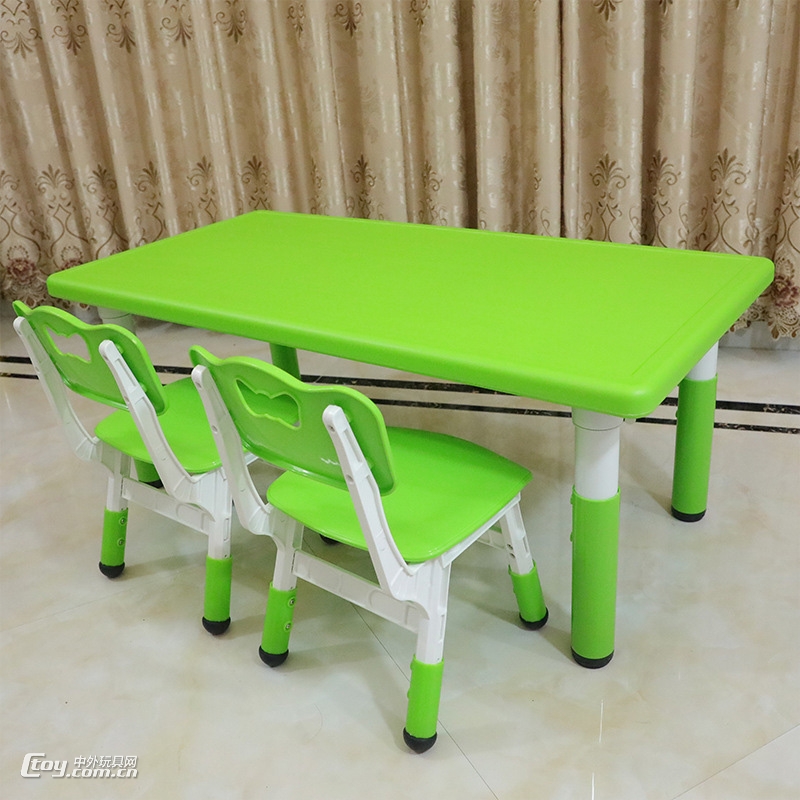 生产儿童塑料桌椅厂家直销儿童家具配套设备