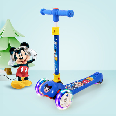迪士尼漫威系列儿童玩具滑板车三轮折叠摇摆车