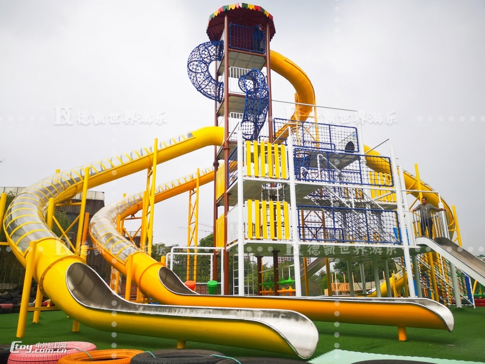 室外不锈钢滑梯定制 大型非标儿童乐园游乐设备 幼儿园旋转滑梯