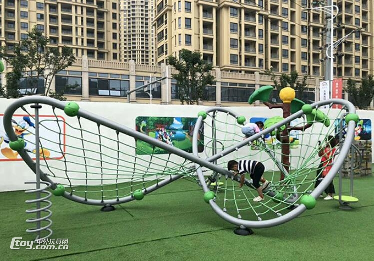 室外幼儿园攀爬网儿童游乐组合设施景区无动力钻网游乐场设备