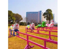 河南山庄农场团建项目小猪快跑无动力龟兔赛跑厂家