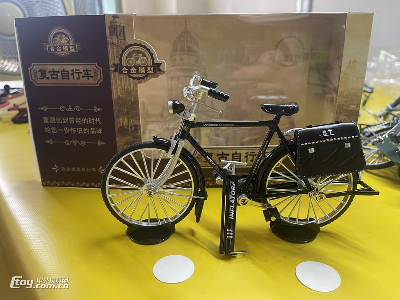 新款合金国产二八大杠自行车带公文包+打气筒+展示架