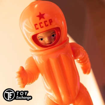 Awesome Toy 橙色太空人Sofubi可爱玩具摆件