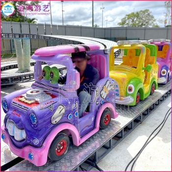 儿童户外游乐场设备迷你穿梭 立环跑车主题游乐园设施