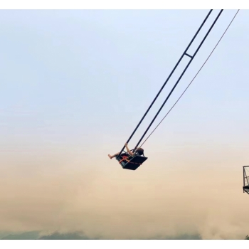 景区大型高空极限游乐设施悬崖秋千户外拓展空中飞人设备