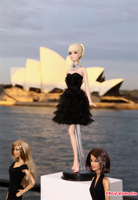 全球最贵芭比娃娃将拍卖或再创天价