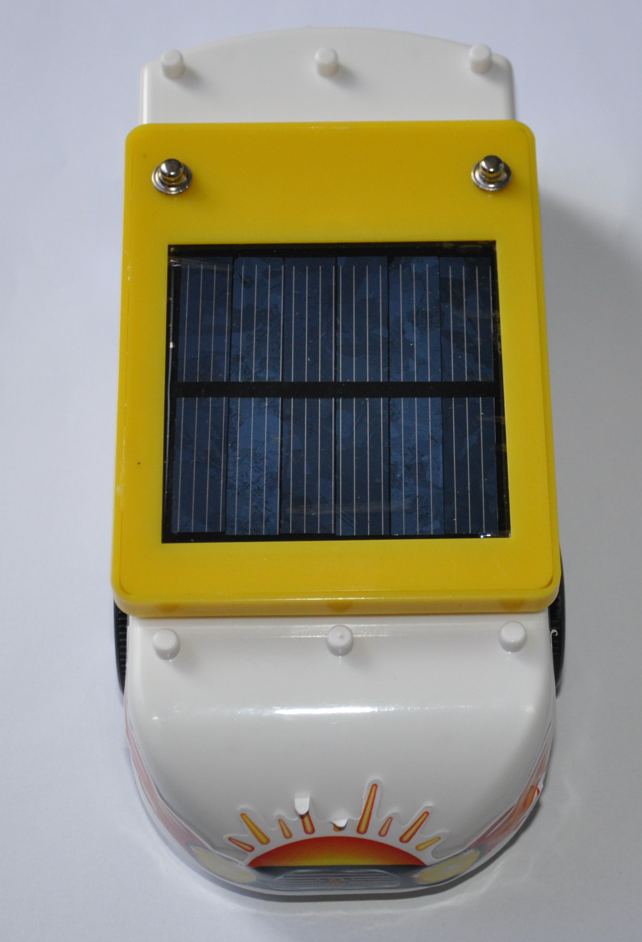 太阳能面包车图片